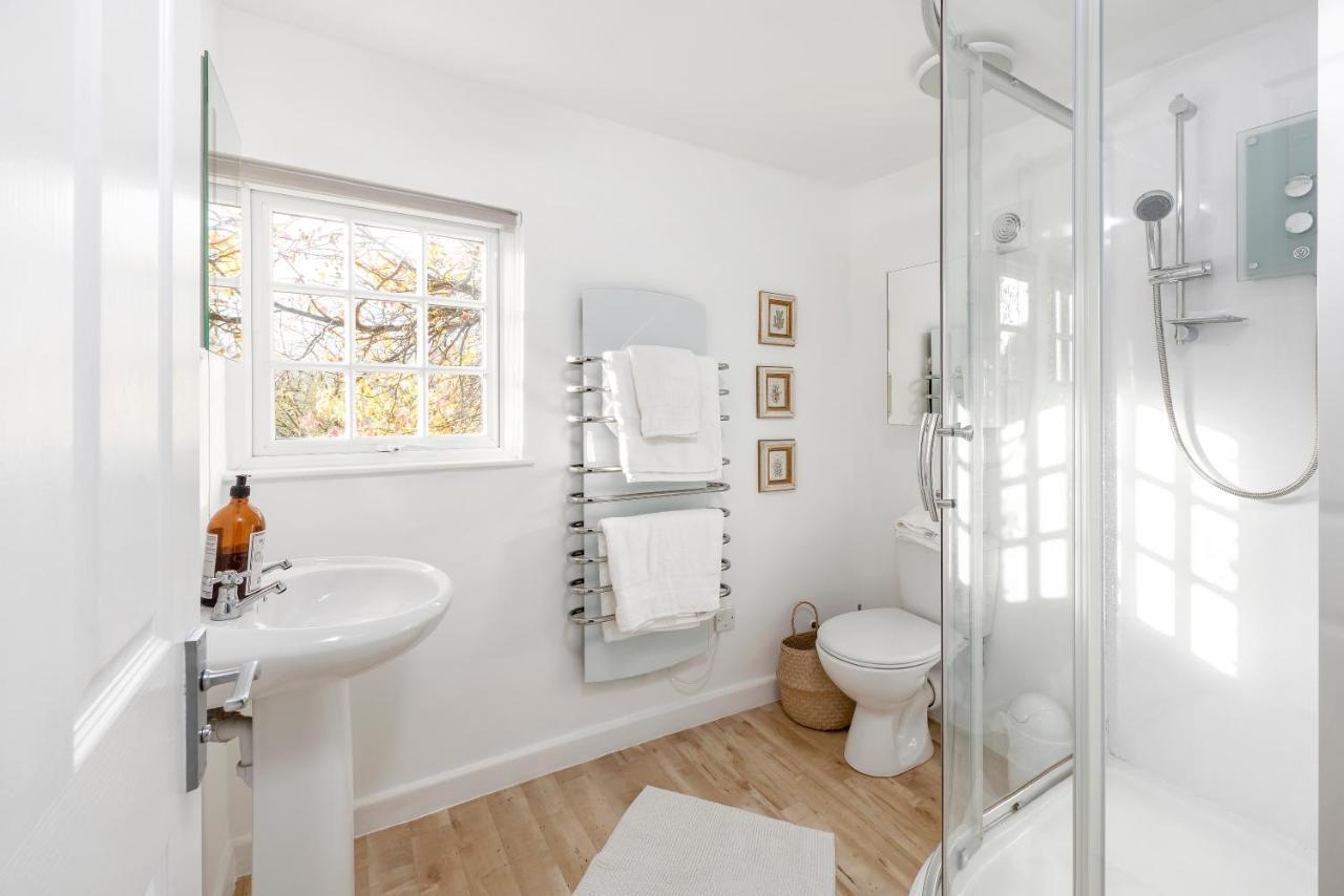 Tucking Mill View- Self Catering Apartment Bath Ngoại thất bức ảnh